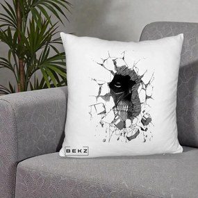 Perna Personalizata Attack on Titan Titan Crapand Zidul, 40x40 cm, Alb Pufos, Husa Detasabila, Perna Inclusa, BEKZ®