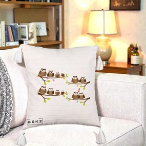Perna Decorativa Familie de Bufnite pe Ramuri, 40x40 cm, Bej cu Franjuri, Husa Detasabila, Perna Inclusa, BEKZ®