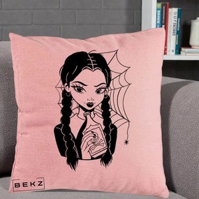 Perna Personalizata Wednesday cu Panza de Paianjen, 40x40 cm, Roz, Husa Detasabila, Perna Inclusa, BEKZ®