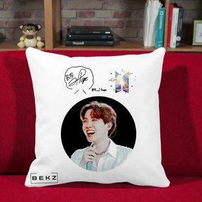 Perna Personalizata K-pop BTS J-Hope Portret cu Autograf, 40x40 cm, Alba Mata, Husa Detasabila, Perna Inclusa, BEKZ®