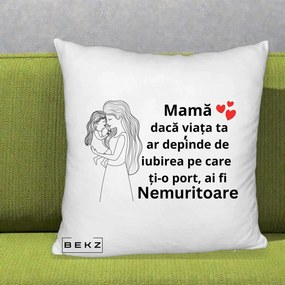 Cadou pentru Mama - Perna Personalizata Mama Nemuritoare cu Copilul in Poala, 40x40 cm, Alb Pufos, Husa Detasabila, Perna Inclusa, BEKZ®