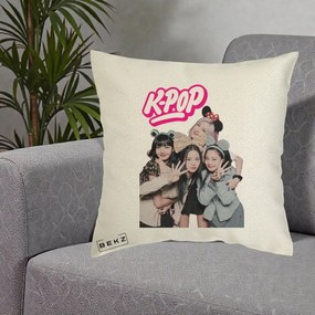 Perna Personalizata BLACKPINK K-Pop Grup Pozitii Amuzante, 40x40 cm, Ecru, Husa Detasabila, Perna Inclusa, BEKZ®