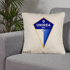 Perna Personalizata Unirea Dej 1921 Fotbal, 40x40 cm, Bej Canapea, Husa Detasabila, Perna Inclusa, BEKZ®