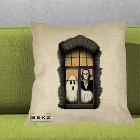 Perna Decorativa Halloween Fantoma si Dracula la Fereastra, 40x40 cm, Crem, Husa Detasabila, Perna Inclusa, BEKZ®