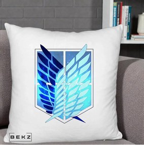 Perna Personalizata Attack on Titan Wings of Freedom, 40x40 cm, Alb Pufos, Husa Detasabila, Perna Inclusa, BEKZ®