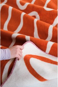 Pătură portocalie 150x200 cm Swirl – noo.ma