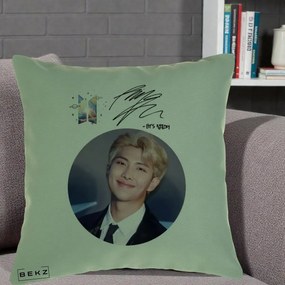 Perna Personalizata K-pop BTS RM Namjoon Portret Cerc cu Autograf, 40x40 cm, Verde, Husa Detasabila, Perna Inclusa, BEKZ®