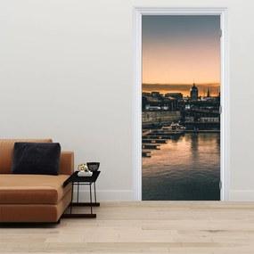 Fototapet pentru ușă - Orășel cu port (95x205cm)