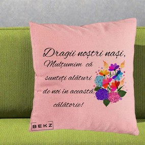 Cadou pentru Nasi - Perna Personalizata Dragii Nostri Nasi Multumim cu Flori Multicolore, 40x40 cm, Roz, Husa Detasabila, Perna Inclusa, BEKZ®