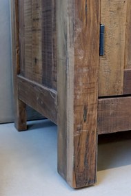Bufet rustic din lemn reciclat, natur, cu 4 uși cu panouri, 4 sertare și mânere din metal, finisaj ușor învechit, 105 x 160 x 46 cm, „Grimaud”