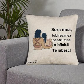 Cadou pentru Sora - Perna Personalizata Sora Mea Te Iubesc Doua Fete Fashioniste Line Art, 40x40 cm, Bej Canapea, Husa Detasabila, Perna Inclusa, BEKZ®