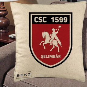 Perna Personalizata CSC 1599 Selimbar Fotbal, 40x40 cm, Bej, Husa Detasabila, Perna Inclusa, BEKZ®