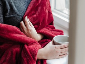 Patura microflanel 150x200 cm visiniu