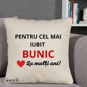 Cadou pentru Bunic - Perna Personalizata Pentru Cel Mai Iubit Bunic La Multi Ani Rosu, 40x40 cm, Bej Canapea, Husa Detasabila, Perna Inclusa, BEKZ®