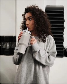 Termos gri deschis cu pai din oțel inoxidabil 1,18 l Quencher H2.0 FlowState Tumbler Ash – Stanley