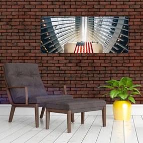 Tablou unei construcții cu steagul SUA (120x50 cm)