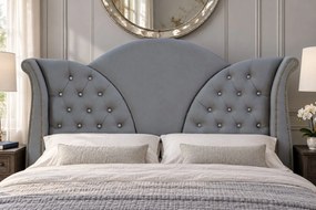 Pat tapițat Chesterfield din catifea Velora Cristal 140×200 cm, gri deschis, cu ladă de depozitare