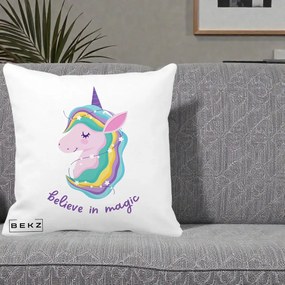 Perna Decorativa Unicorn Believe in Magic, 40x40 cm, Alba Mata, Husa Detasabila, Perna Inclusa, BEKZ®