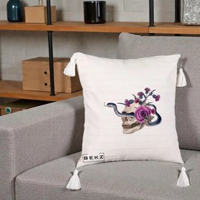 Perna Decorativa Craniu cu Sarpe si Trandafiri Gothic, 40x40 cm, Bej cu Franjuri, Husa Detasabila, Perna Inclusa, BEKZ®