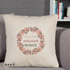 Cadou pentru Bunica - Perna Personalizata Cea Mai Minunata Bunica Coronita Flori Roz, 40x40 cm, Bej Canapea, Husa Detasabila, Perna Inclusa, BEKZ®