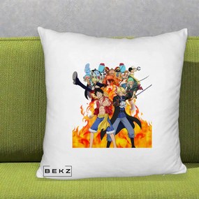 Perna Personalizata One Piece Echipa Straw Hat in Flacari, 40x40 cm, Alb Pufos, Husa Detasabila, Perna Inclusa, BEKZ®