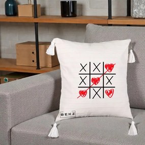 Cadou Romantic - Perna Personalizata Love Joc X si Inima cu Castigator Iubire, 40x40 cm, Bej cu Franjuri, Husa Detasabila, Perna Inclusa, BEKZ®