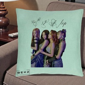 Perna Personalizata K-pop BLACKPINK Fotografie Grup Autografe Deasupra, 40x40 cm, Verde Menta, Husa Detasabila, Perna Inclusa, BEKZ®