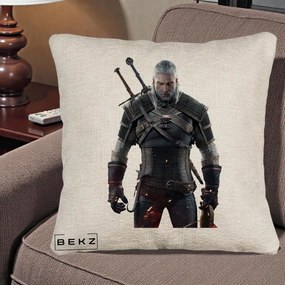 Perna Personalizata The Witcher Geralt of Rivia Portret, 40x40 cm, Bej Canapea, Husa Detasabila, Perna Inclusa, BEKZ®