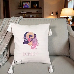 Perna Personalizata Zodie Berbec, 40x40 cm, Bej cu Franjuri, Husa Detasabila, Perna Inclusa, BEKZ®