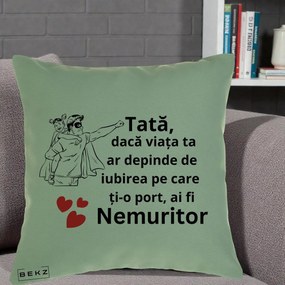 Cadou pentru Tata - Perna Personalizata Tata Nemuritor Supererou cu Masca, 40x40 cm, Verde, Husa Detasabila, Perna Inclusa, BEKZ®