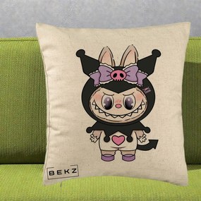 Perna Personalizata Labubu x Kuromi, 40x40 cm, Bej, Husa Detasabila, Perna Inclusa, BEKZ®