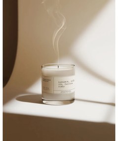 Lumânare parfumată din ceară de soia timp de ardere 40 h #83 Cardamom, Rose, Oud, Tonka – Perfumed Prague