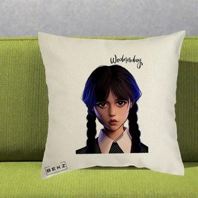 Perna Personalizata Wednesday Addams Portret Realist, 40x40 cm, Ecru, Husa Detasabila, Perna Inclusa, BEKZ®