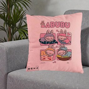 Perna Personalizata Labubu Sleeping Quad Grid, 40x40 cm, Roz, Husa Detasabila, Perna Inclusa, BEKZ®