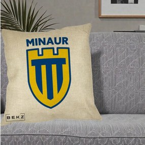 Perna Personalizata Minaur Baia Mare Fotbal, 40x40 cm, Crem, Husa Detasabila, Perna Inclusa, BEKZ®