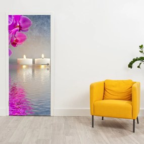 Fototapet pentru ușă - Lumânări pe apă (95x205cm)