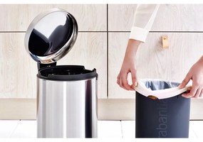 Cos de gunoi cu pedala Brabantia NewIcon 649031, 12 L, Inchidere lina, Baza antiderapanta, Rezistent la amprente, Inox