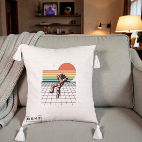 Perna Decorativa Astronaut Retro Space, 40x40 cm, Bej cu Franjuri, Husa Detasabila, Perna Inclusa, BEKZ®
