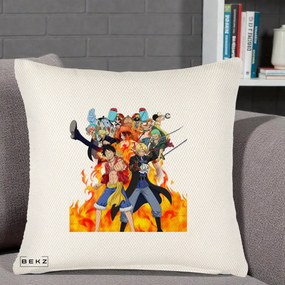 Perna Personalizata One Piece Echipa Straw Hat in Flacari, 40x40 cm, Crem Reliefat, Husa Detasabila, Perna Inclusa, BEKZ®
