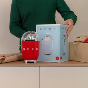 Storcător electric de citrice Smeg CJF11RDEU, 70 W, sistem anti-picurare, bază antiderapantă, roșu