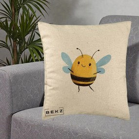 Perna Decorativa Buburuza pe Trifoi cu Patru Foi, 40x40 cm, Bej, Husa Detasabila, Perna Inclusa, BEKZ®