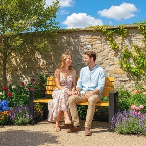 Outsunny Bancă de grădină 2 locuri, rezistentă la intemperii, bancă din lemn cu design cu șipci și cotiere, capacitate 240 kg Lemn natural | Aosom Romania