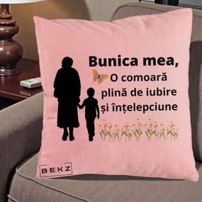 Cadou pentru Bunica - Perna Personalizata Bunica Mea Comoara cu Fluture si Baietel, 40x40 cm, Roz, Husa Detasabila, Perna Inclusa, BEKZ®
