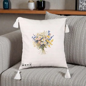 Perna Decorativa Buchet Camp Acuarela Margarete-Lavanda, 40x40 cm, Bej cu Franjuri, Husa Detasabila, Perna Inclusa, BEKZ®
