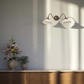 Aplica de perete din alama si sticla design vintage Sofia