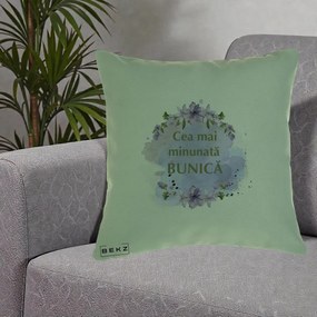 Cadou pentru Bunica - Perna Personalizata Cea Mai Minunata Bunica Flori Mov Acuarela Verde, 40x40 cm, Verde, Husa Detasabila, Perna Inclusa, BEKZ®