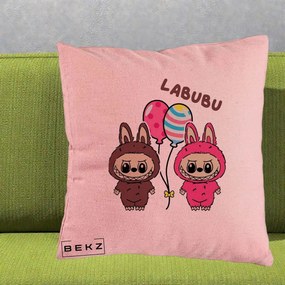 Perna Personalizata Labubu Cuplu cu Baloane, 40x40 cm, Roz, Husa Detasabila, Perna Inclusa, BEKZ®