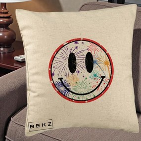 Perna Decorativa Smiley Face cu Artificii Multicolore, 40x40 cm, Bej, Husa Detasabila, Perna Inclusa, BEKZ®