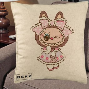 Perna Personalizata Labubu Lolita Roz cu Dantela, 40x40 cm, Bej, Husa Detasabila, Perna Inclusa, BEKZ®