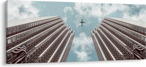 Tablou cuavion între clădiri (120x50 cm)